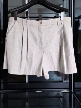 866. Worthington Gray Sparkle Dressy Pleated Shorts NWT Sz 18 R1